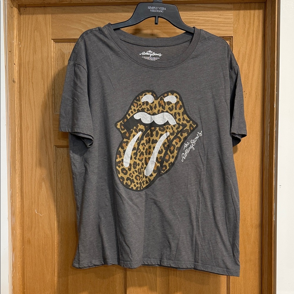 the Rolling Stones Gray Tee with Leopard Tongue Graphic